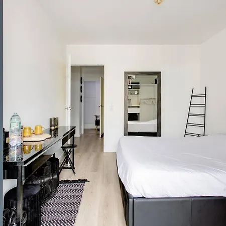 Résidence Abraham-Guest Room 1 LaDéfense U-Arena #Terasse #Fibre #View-2