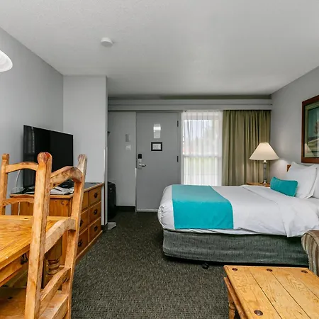 Tonquin Inn-2