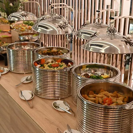 Green Park Hotel-3