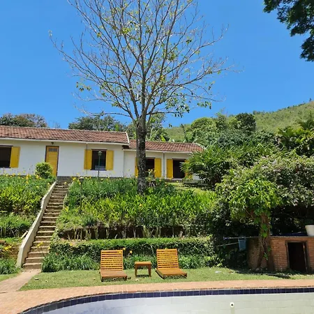 Casa Açucena no sítio Gaia Magia Miguel Pereira RJ-3