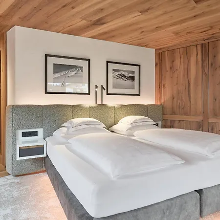 Hotel Auriga-2