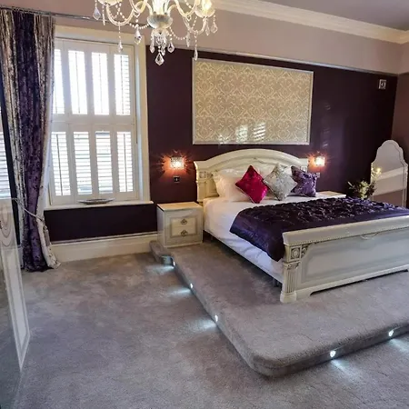 Derby Manor-2