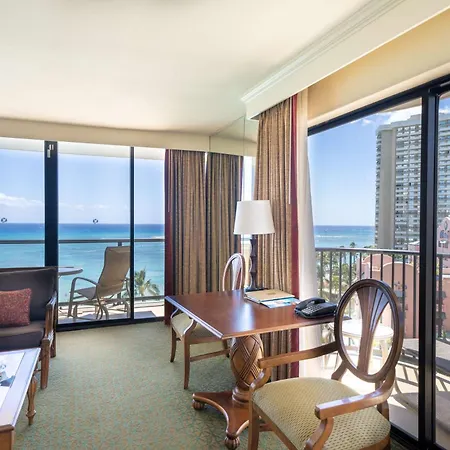 Outrigger Waikiki Beach Resort-3
