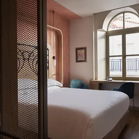 Domus Blanc Boutique Hotel-3