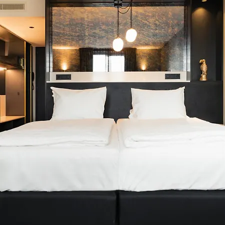 Van Der Valk Theaterhotel De Oranjerie-3