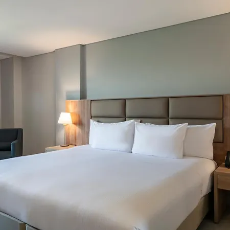 Hilton Garden Inn Cali Ciudad Jardin-2