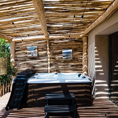 Le Hameau Des Pesquiers Ecolodge&Spa, Curio Collection By Hilton-2