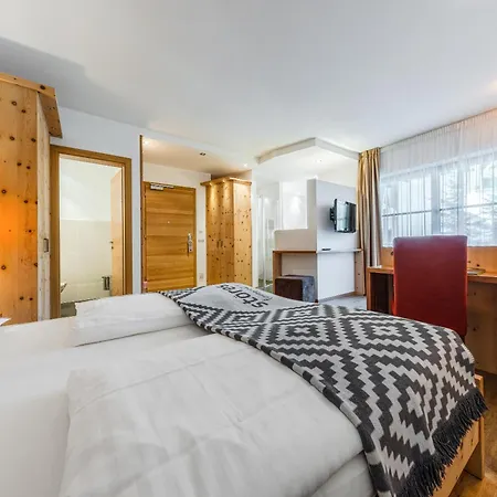 Hotel Stoeres - Active wellbeing-2