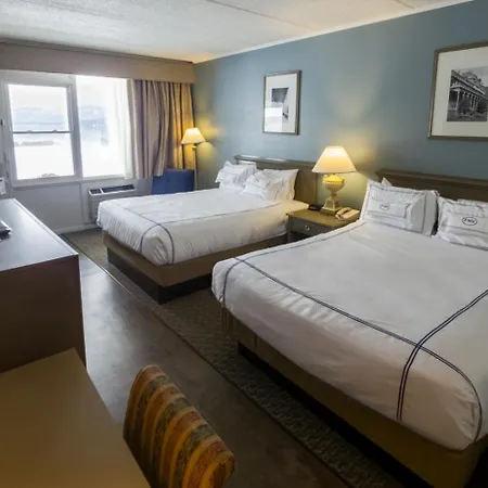 Fort William Henry Hotel-3