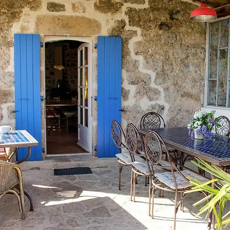Chambres d'Hôtes et Gîtes Le Mas Bleu&Spa Resort-2
