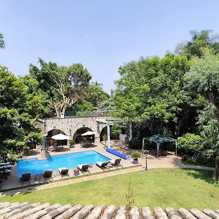 Casa De Las Conchas Cuernavaca-3