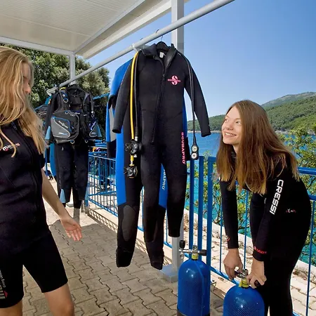 Valamar Camping Marina-3