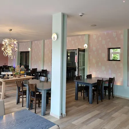 Garner Hotel Oberhausen By Ihg-3