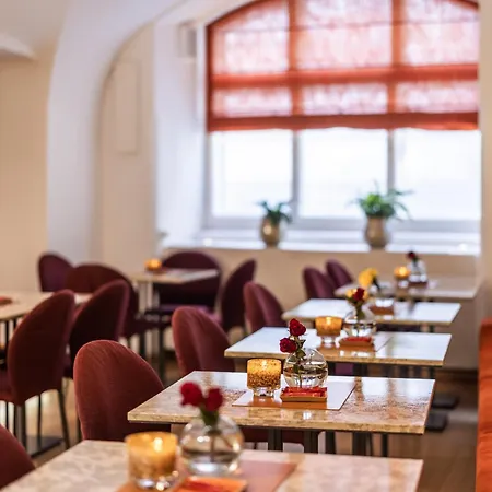 Boutiquehotel Amadeus-3