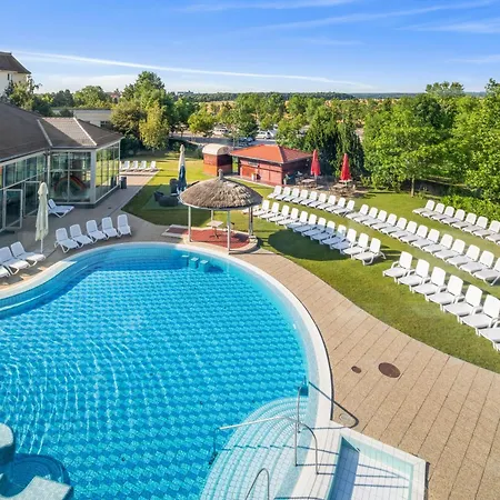 Greenfield Hotel Golf & Spa-2