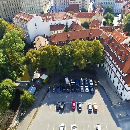 Pytloun Old Armoury Hotel Prague, Stara Zbrojnice-2