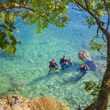 Valamar Camping Marina-2