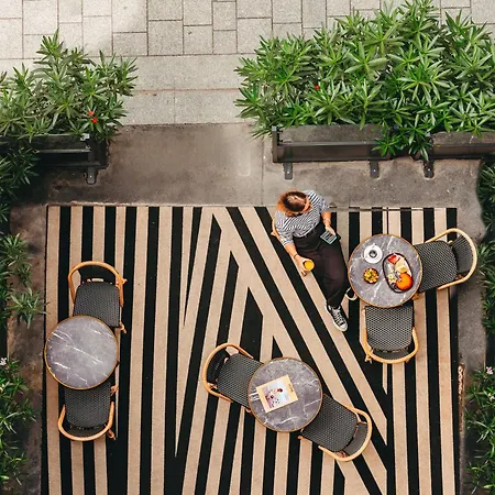 Snob Hotel-3
