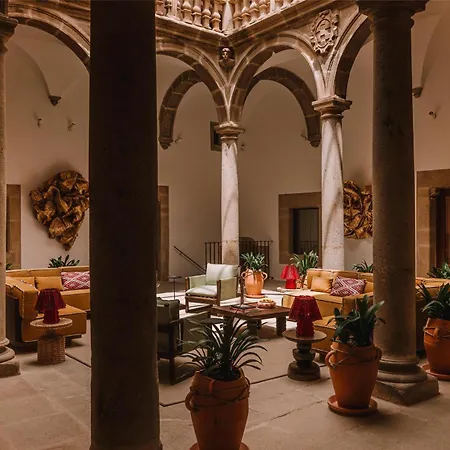 Palacio De Godoy Caceres, Curio Collection By Hilton-2