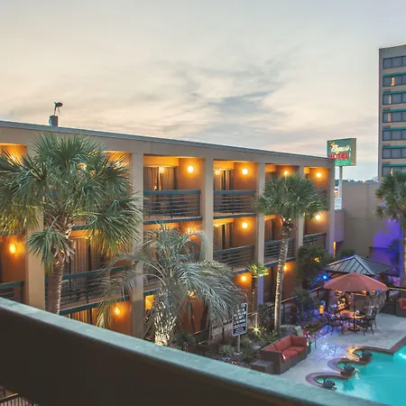 Mcm Elegante Hotel & Conference Center-2