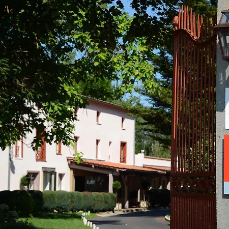 Logis Hôtel Le Parc de Geoffroy-2