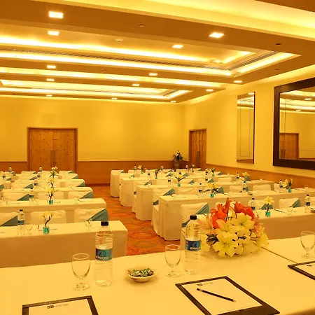 The Metropolitan Hotel & Spa New Delhi-2