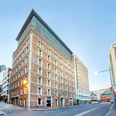 Furama Darling Harbour-3