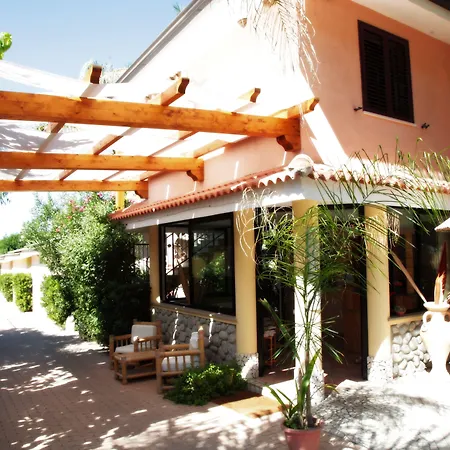 Baia Del Godano Resort & Spa-3