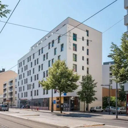 B&B HOME Lyon Centre Berthelot-2