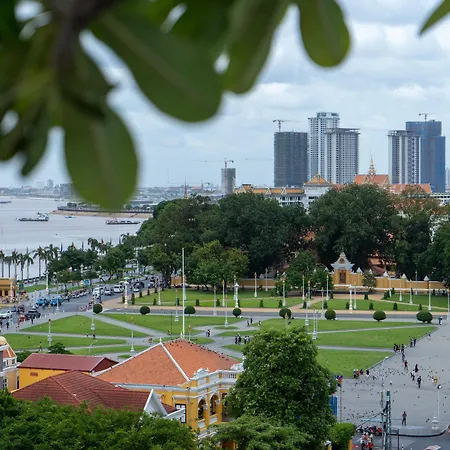 The Frangipani Royal Palace Hotel-2