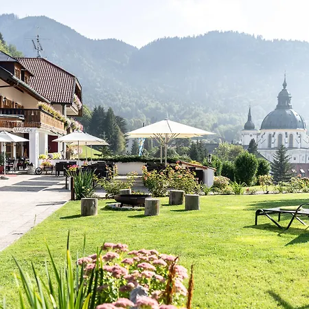 Hotel Blaue Gams ***S-2