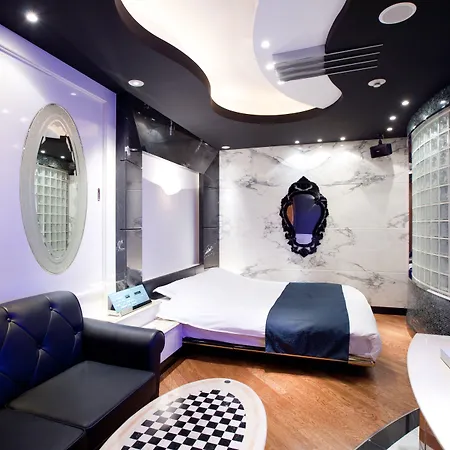 Hotel & Spa J-Mex Shinjuku Kabukicho (Adults Only)-2