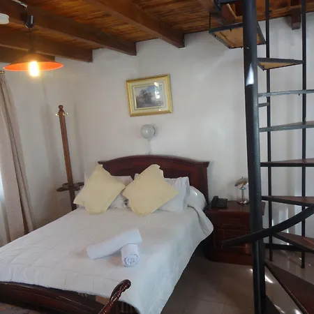 Hosteria Casa Giralda-3