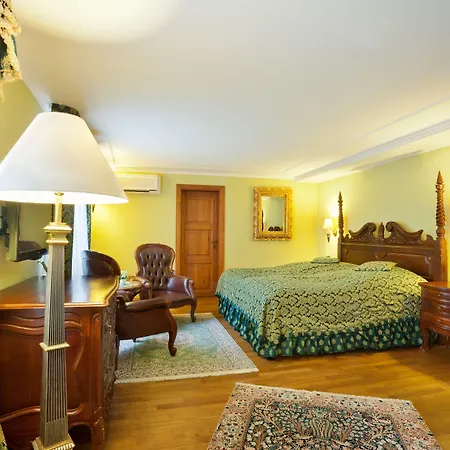 Hotel U Prince Prague By Bhg-3