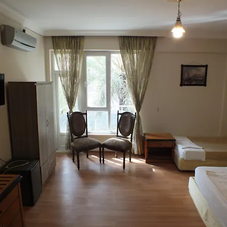Uyar Palace-2