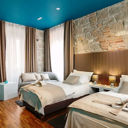 Riva Luxury Rooms-2