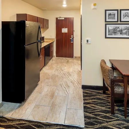 Cobblestone Inn & Suites Fairfield Bay-3