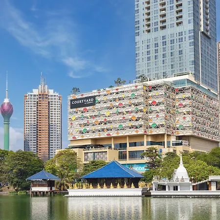 Courtyard By Marriott Colombo-3
