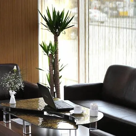 Rhiss Hotel Bostanci-3