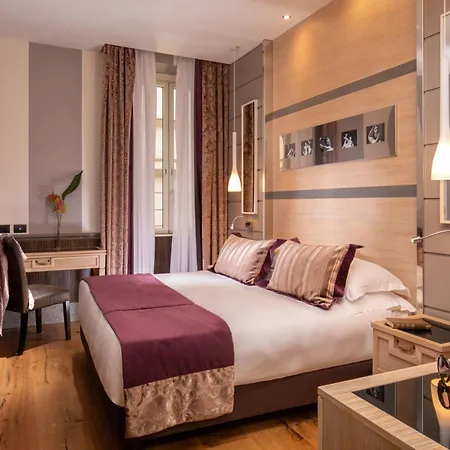 The Inn At The Spanish Steps-3