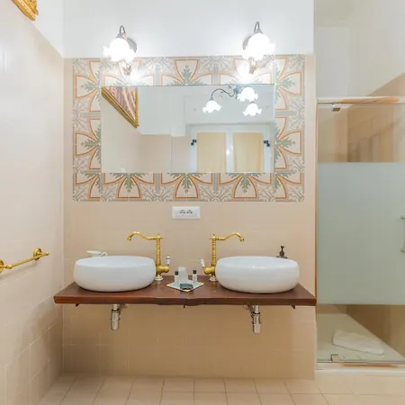 Bari Antica Boutique B&B-2