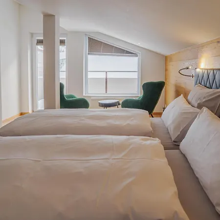 Black Summit Samnaun Boutique Hotel-3