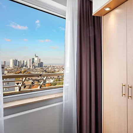Leonardo Royal Hotel Frankfurt-3