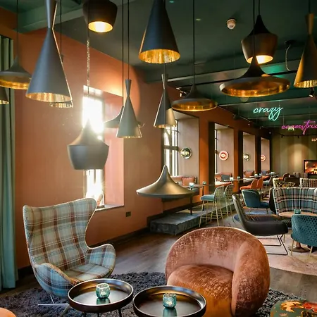 Motel One Edinburgh-Princes-2