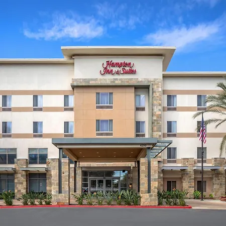 Hampton Inn & Suites Riverside/Corona East-2