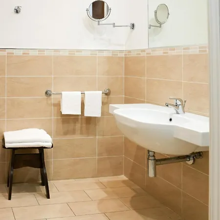 Hotel San Valentino Terme-3