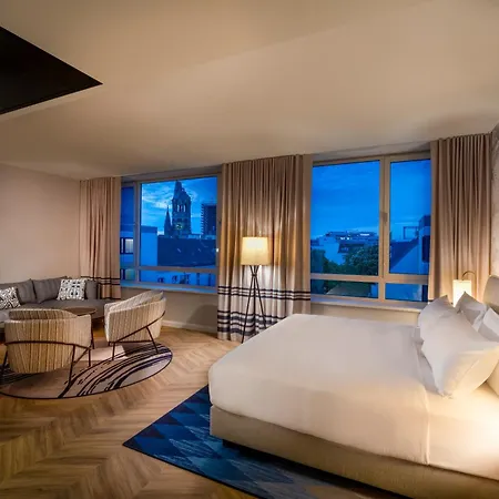 Doubletree By Hilton Berlin Ku'Damm-2