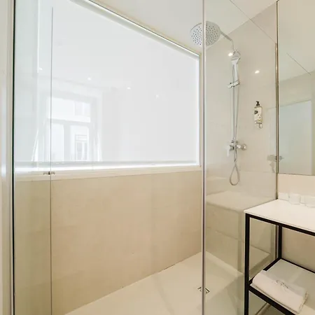 Gs Chiado Boutique Studios & Suites-3