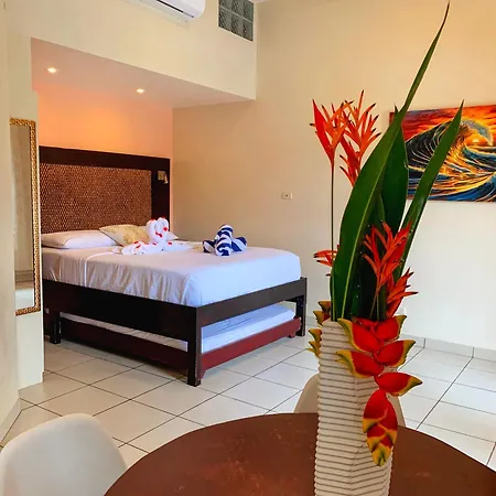 Las Brisas Resort And Villas-3
