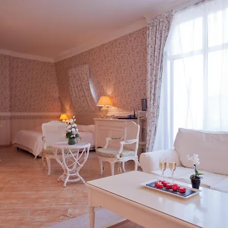 Опера Готель - The Leading Hotels of the World-3